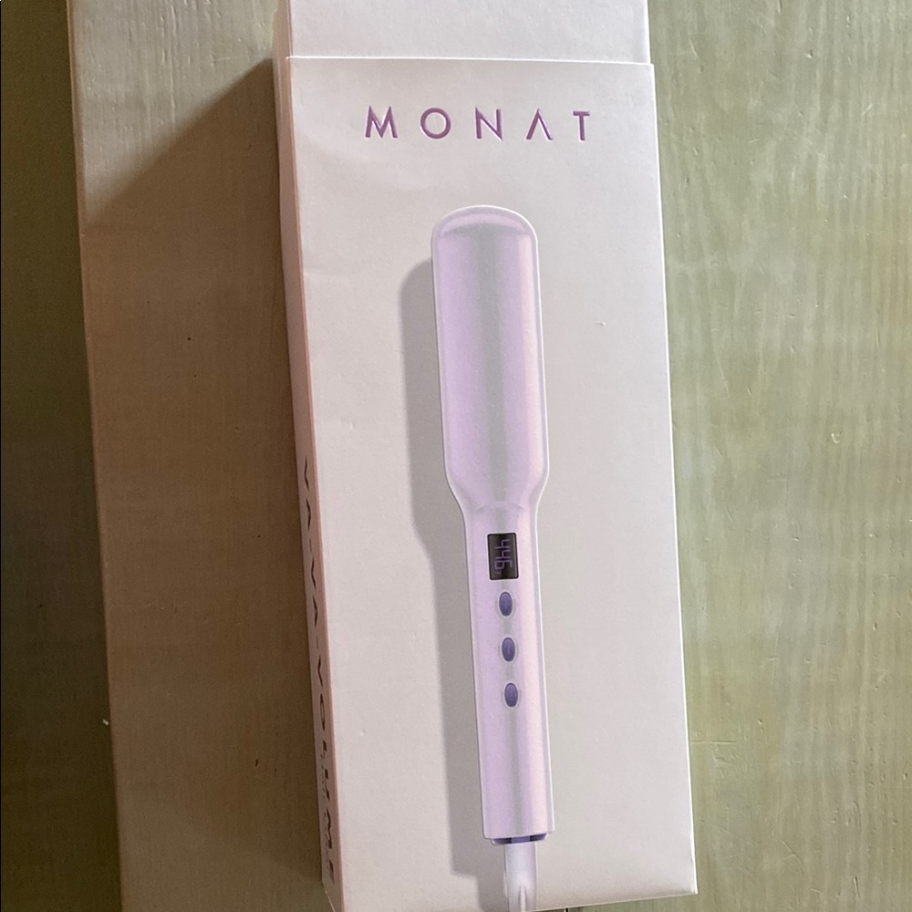 Monat Hair Styling Tool in White